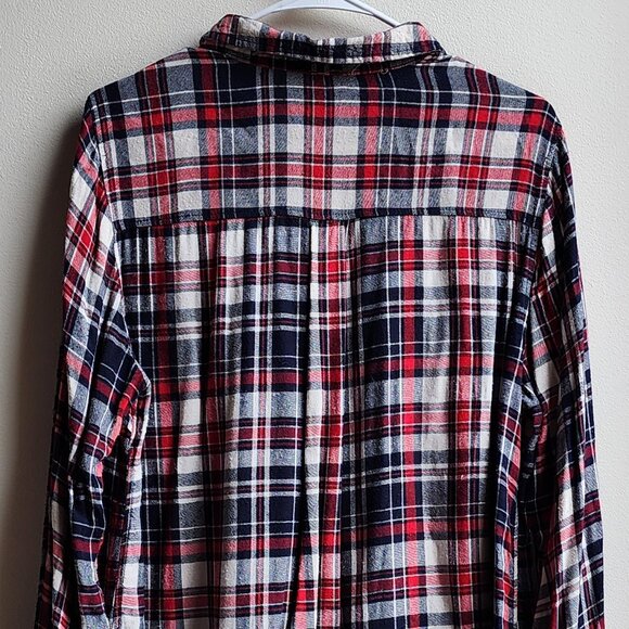Charlotte Russe Black/Red Plaid Flannel Button Down Shirt Size XL - Picture 13 of 15